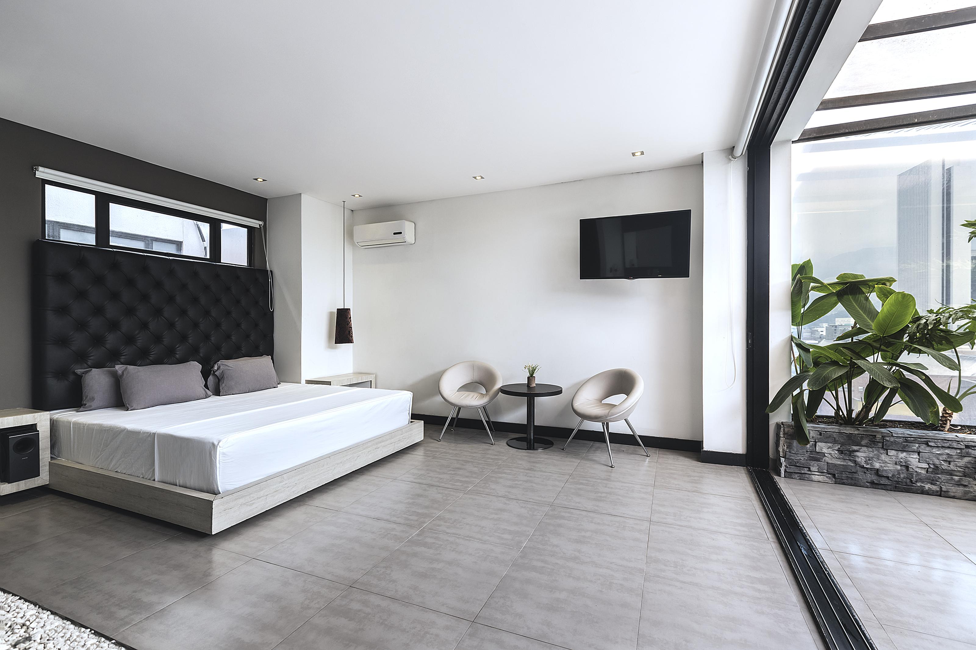 47 Center Hotel 3*