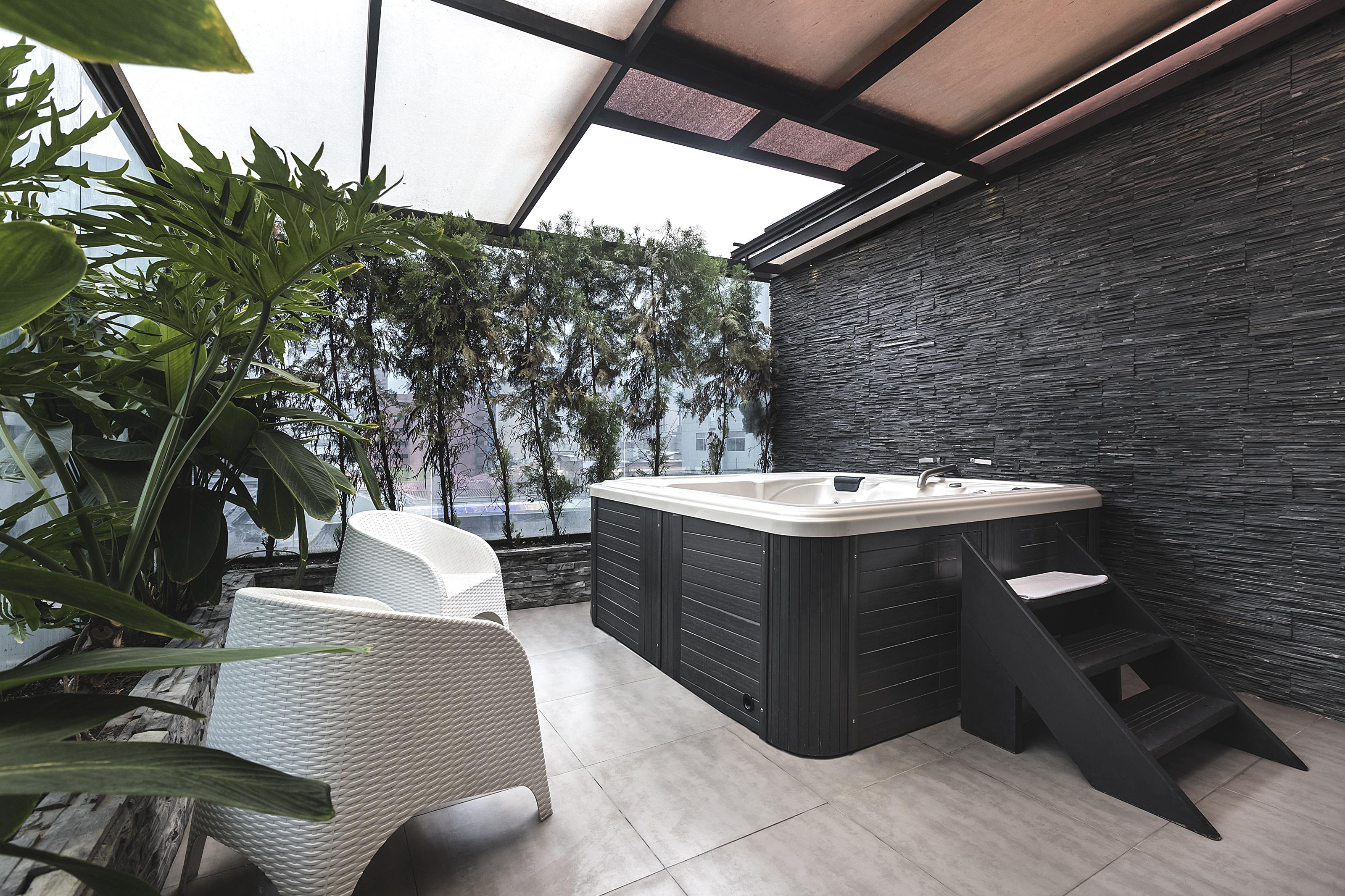 Hotel 47 Center 3*