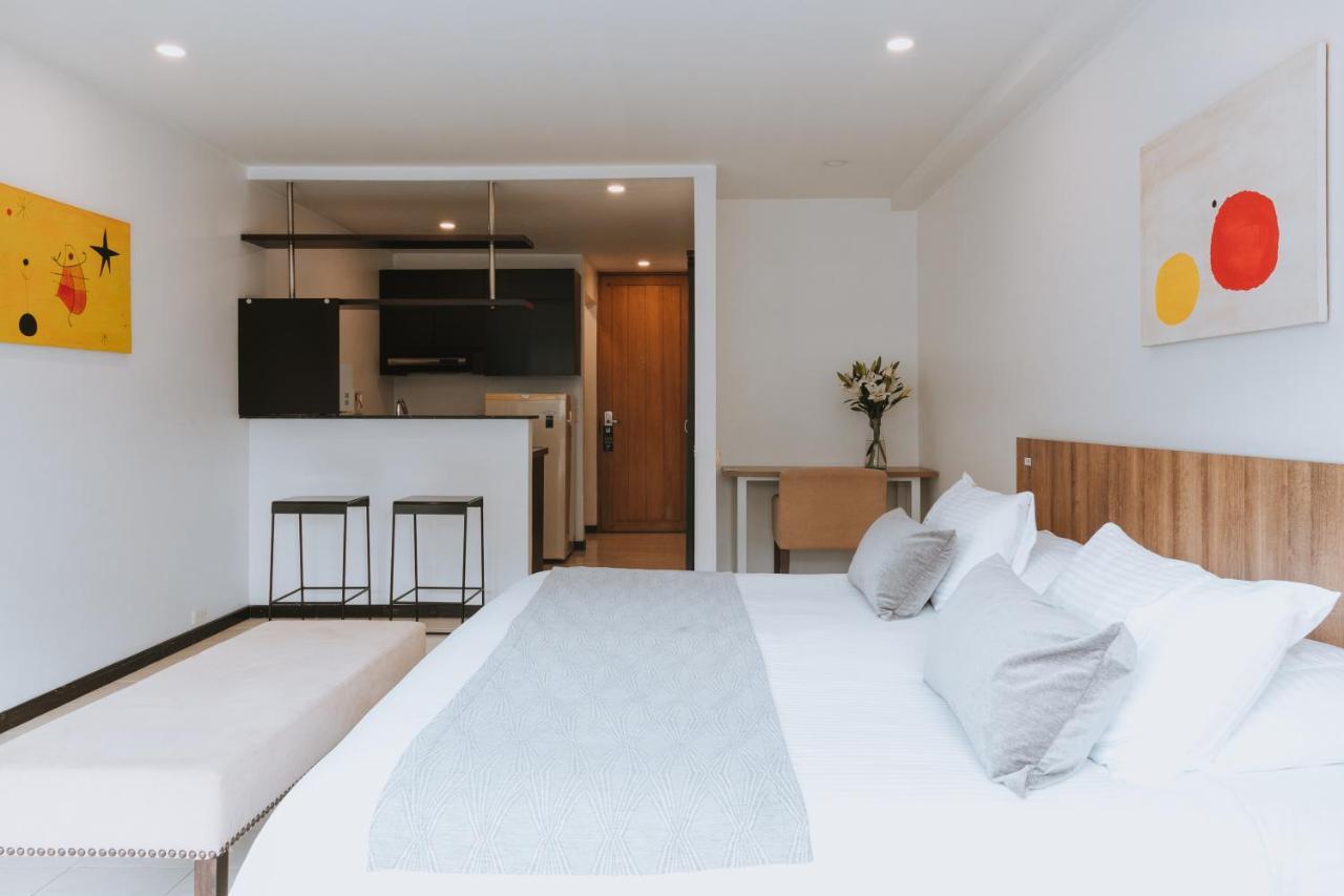 Travelers Orange Apartahotel 4*