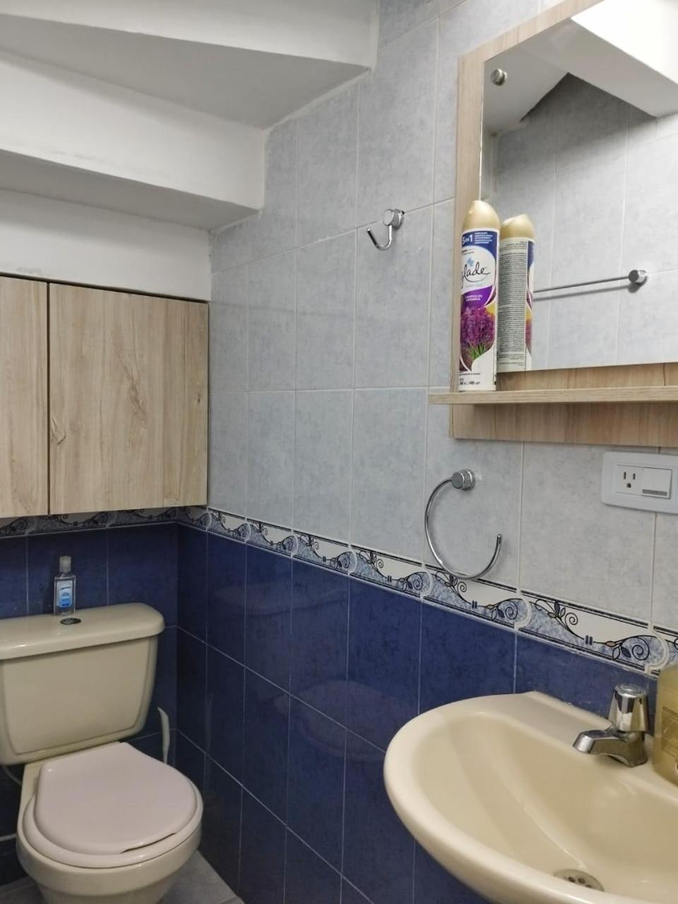 Habitación en casa particular Apartamento De San Javier Medellín