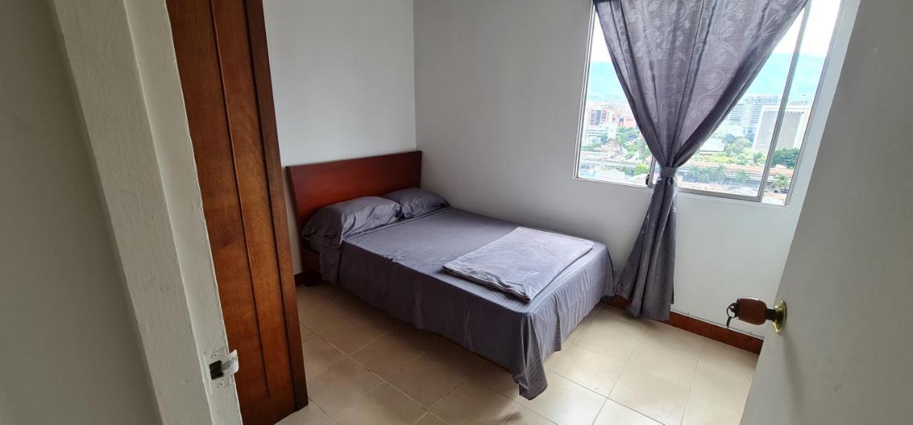 Hermoso Apartamento, Con Todas Las Comodidades.