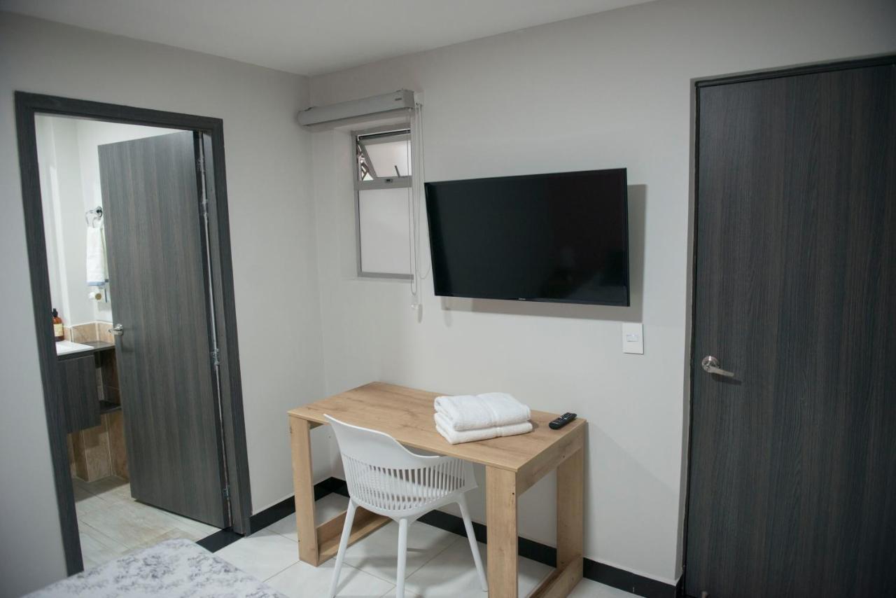 Casa Tangara Cafe Y Guest house Medellin