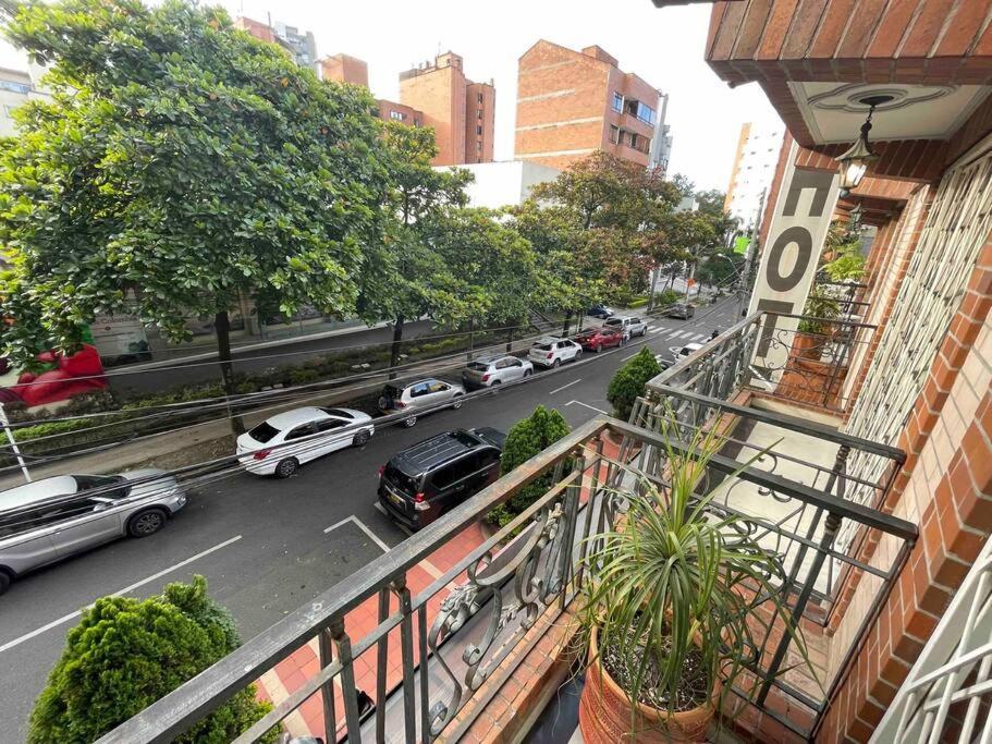 2-story Penthouse, Tons Of Restaurants, Private Balconies *