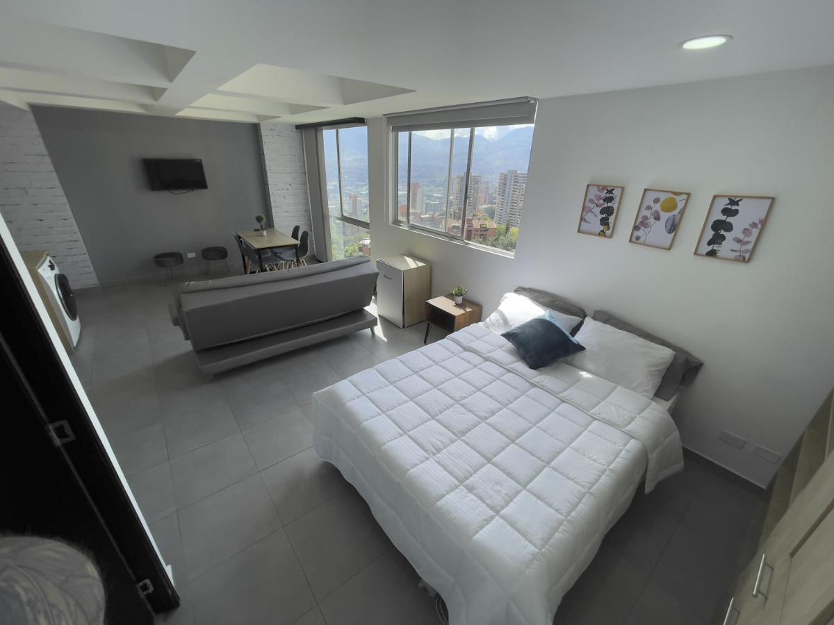Cozy In The Heart Of El Poblado, Free Parking, 24/7 Security Apartamento Medellín