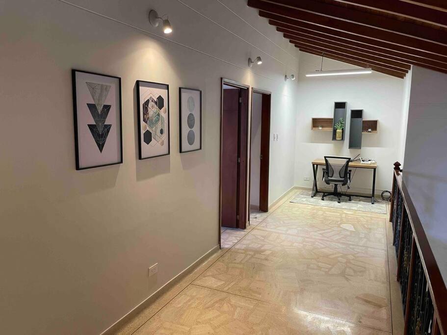 2-story Penthouse, Tons Of Restaurants, Private Balconies *