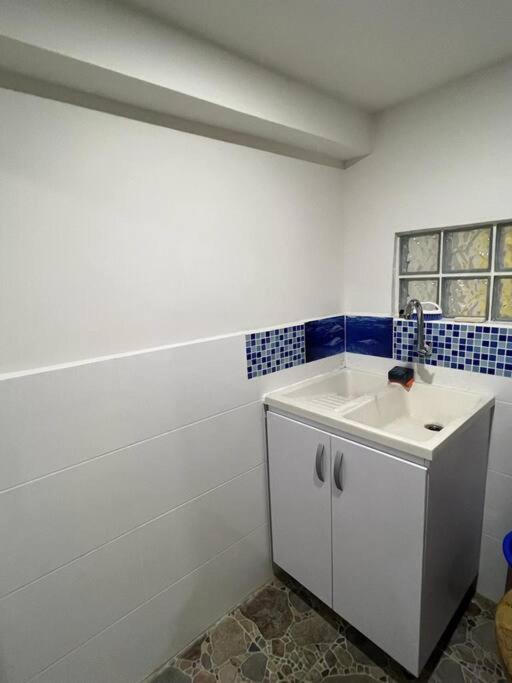Apartamento Lugar Acogedor Y Muy En Medellín