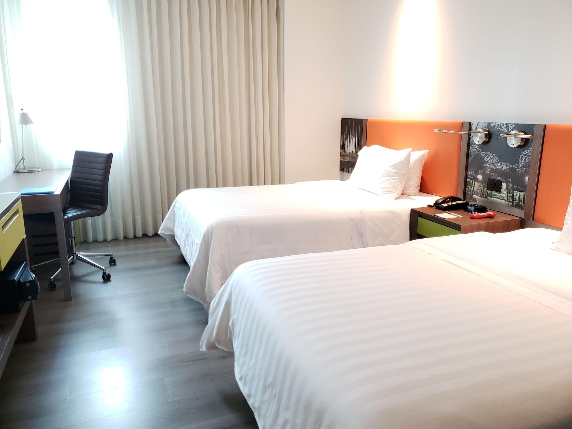 Hampton By Hilton Hotel Medellín