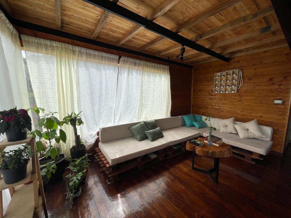 Gabriela Santa Elena Chalet *
