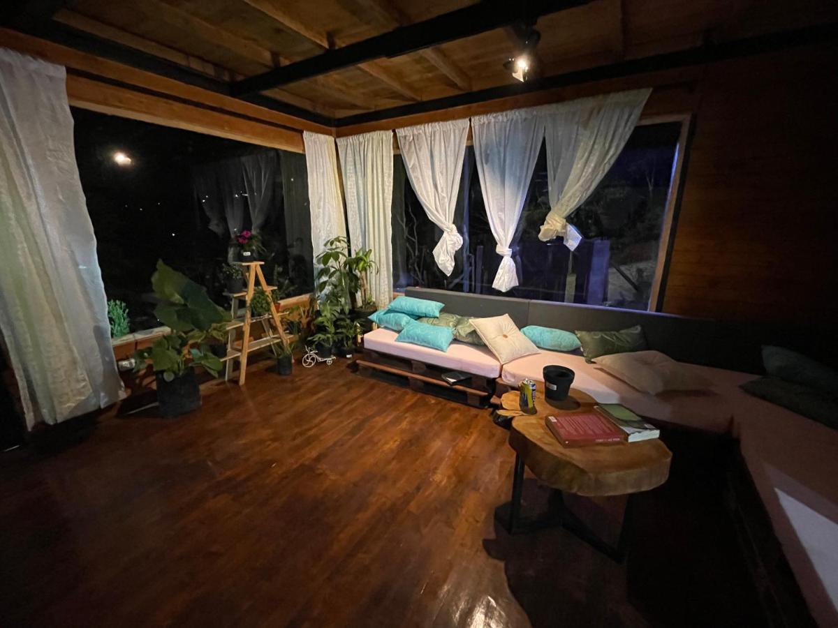 Chalet Gabriela Santa Elena