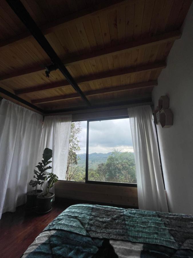 Gabriela Santa Elena Chalet *