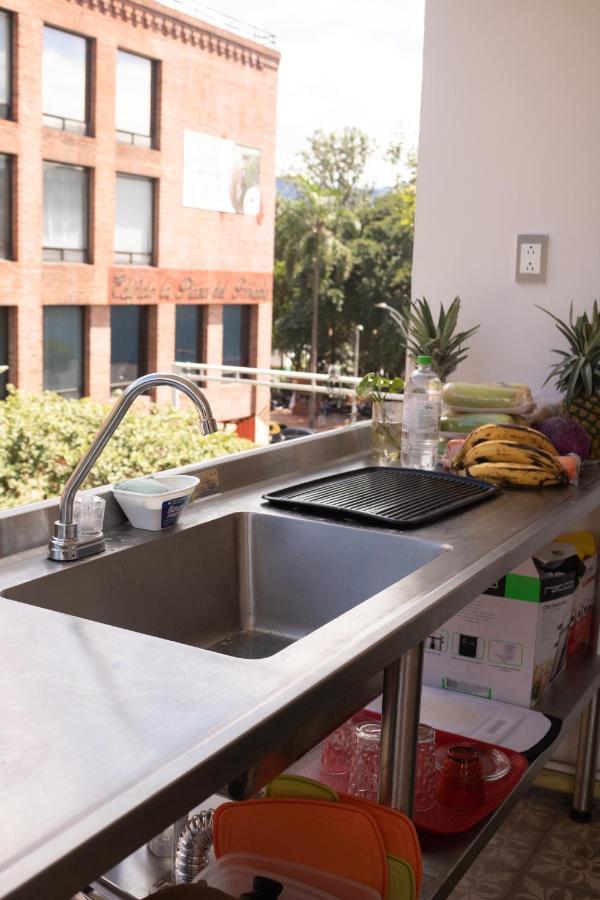 Hostel La Familia - Parque Poblado *