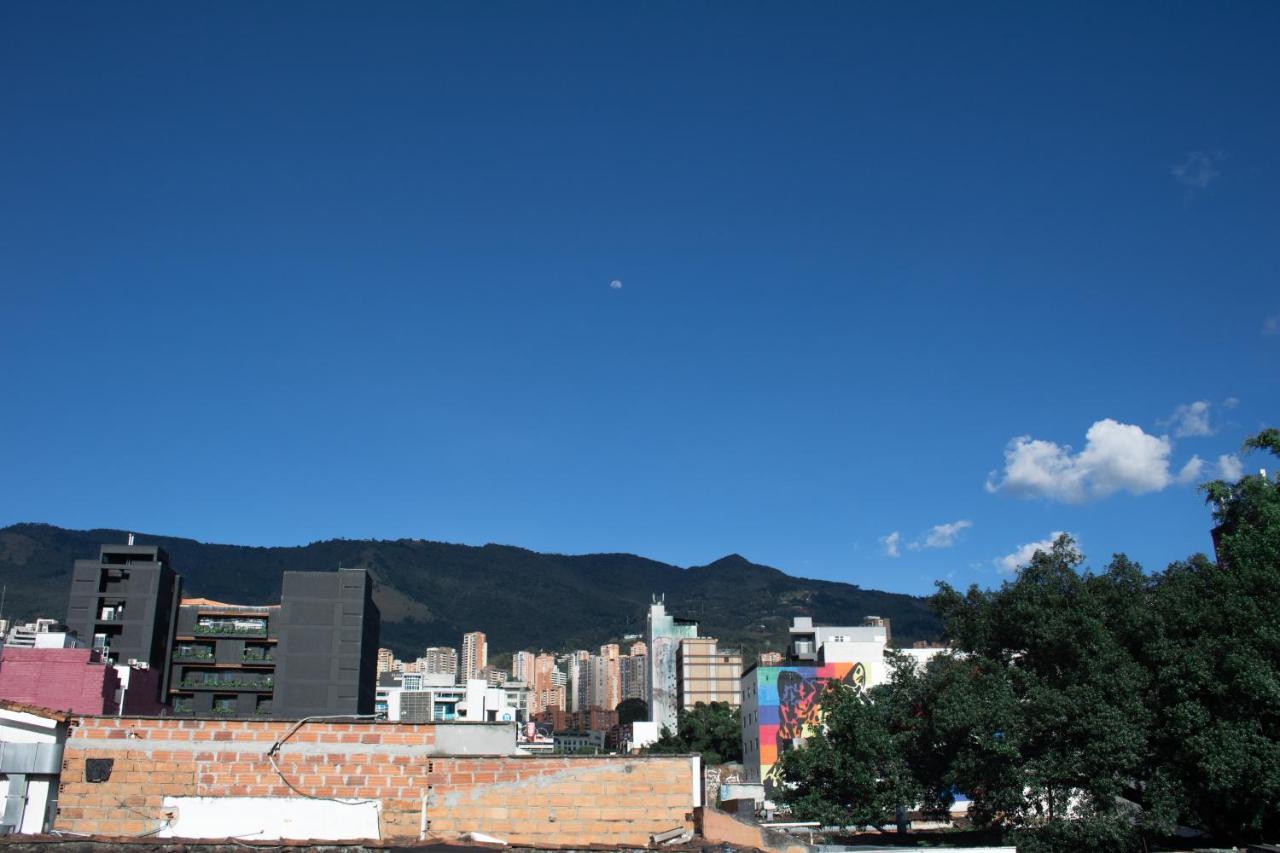 La Familia - Parque Poblado *