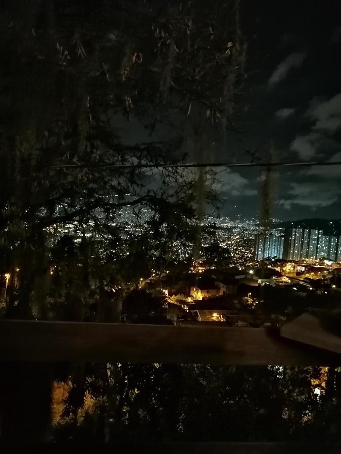 Hostal Casa La Juana Bed and breakfast Medellín