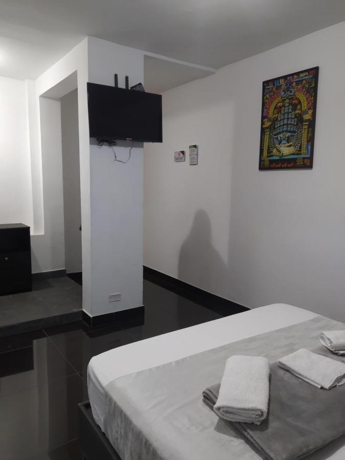 Hotel Aura