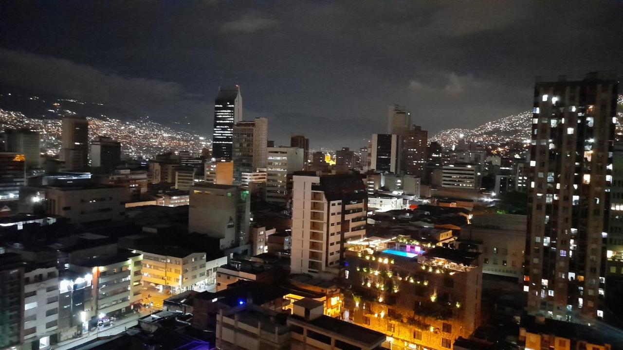 Ph Centro! San Lorenzo Downtown - Loft Panorámico Con Parqueadero * Medellín