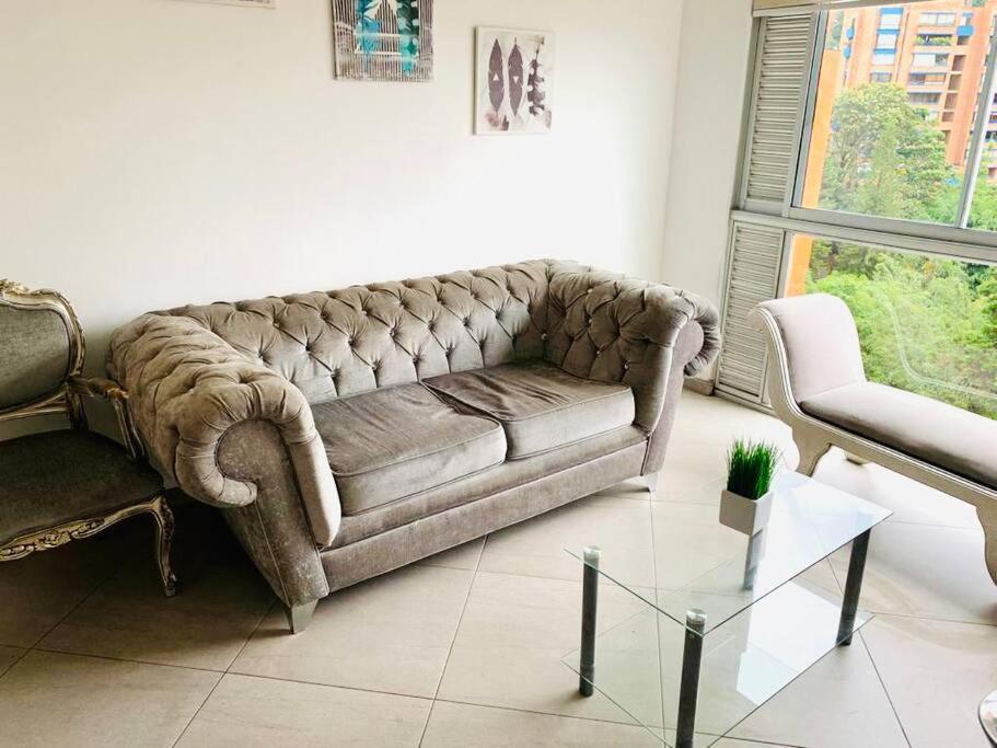 Apt 2 Bed/ 2bath On 14th Floor By Provenza ! * Medellin