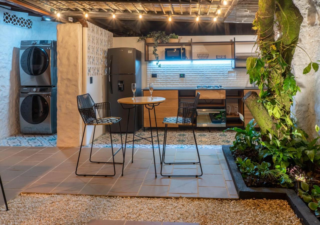 Bed & Breakfast Casa Medallo Medellin
