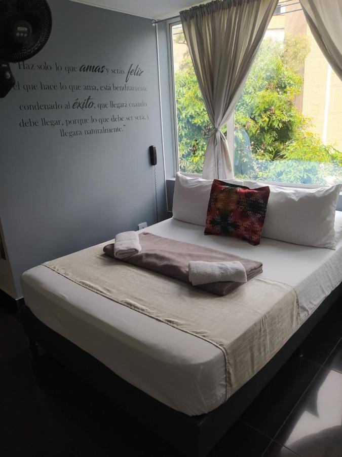 Aura 3* Medellín