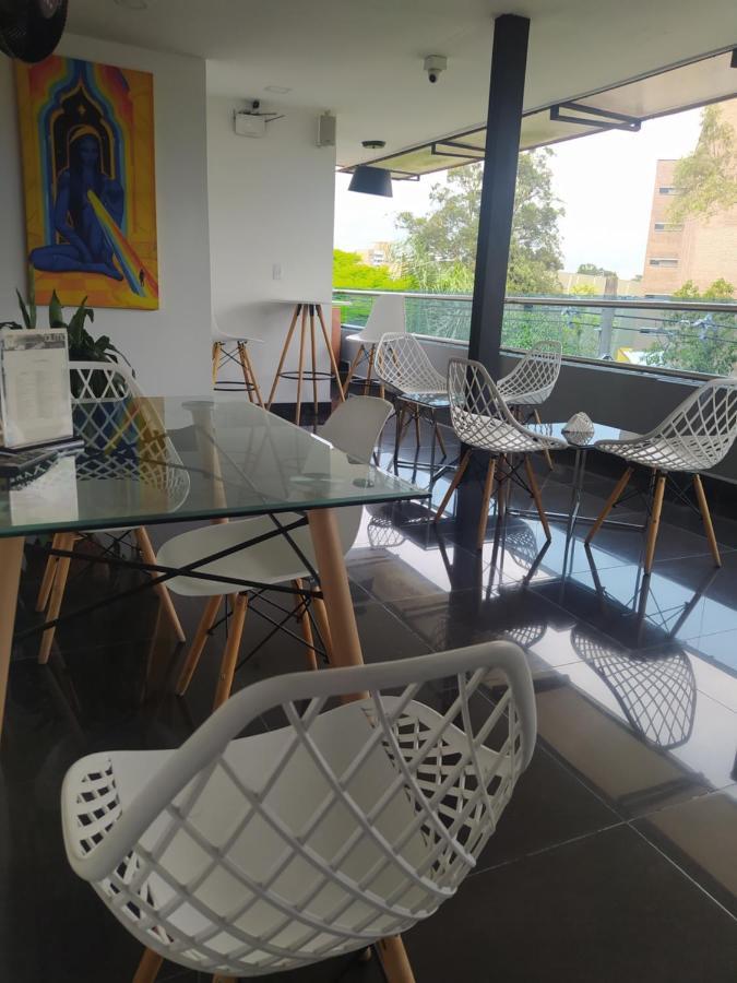 Hotel Aura 3*