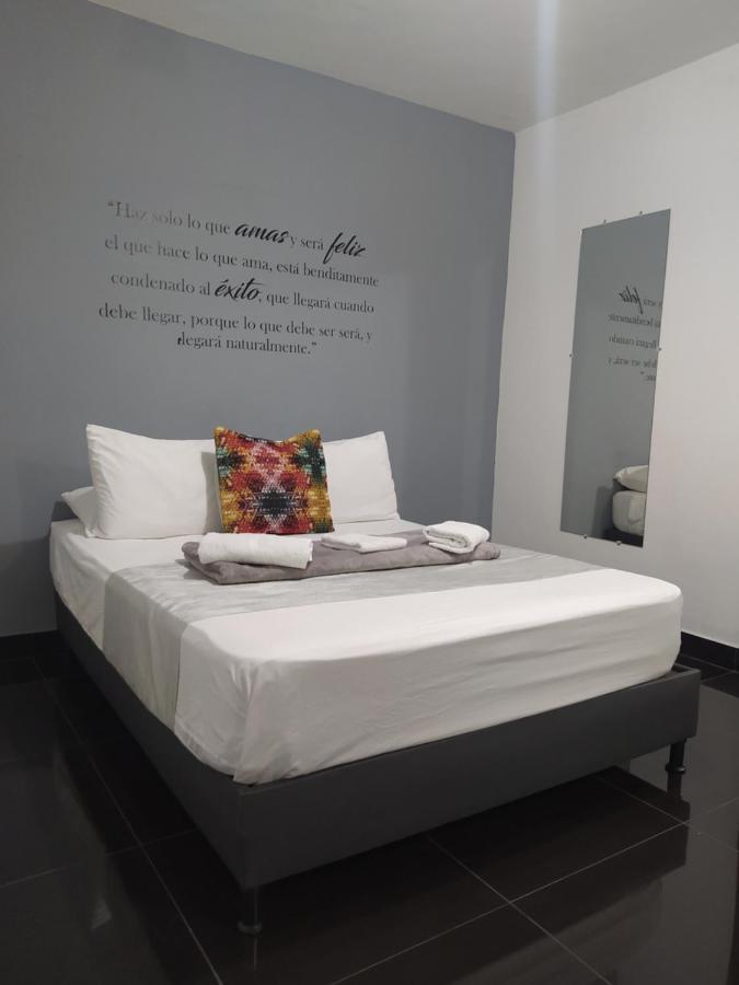 Aura 3* Medellín