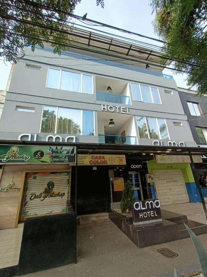 Aura Medellín