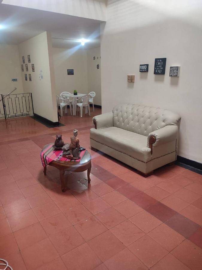 La Casa De La Floresta Dormitorios Habitación en casa particular Medellín