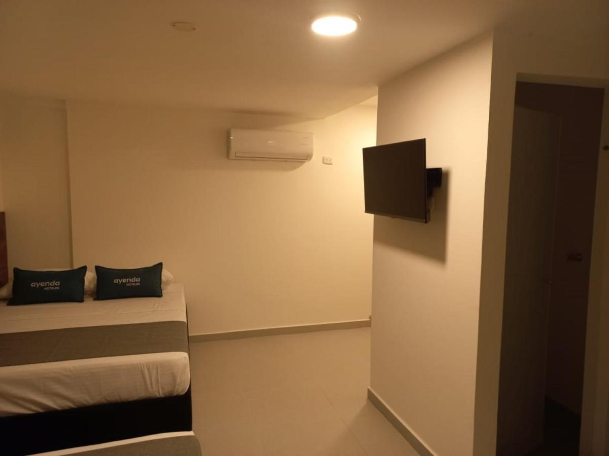 Ayenda 1247 Colombia Avenida Hotel 3*