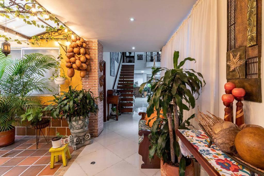 Elegante Pent-house En Cuarto Piso Apartamento Medellín