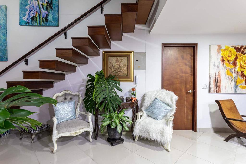 Elegante Pent-house En Cuarto Piso *