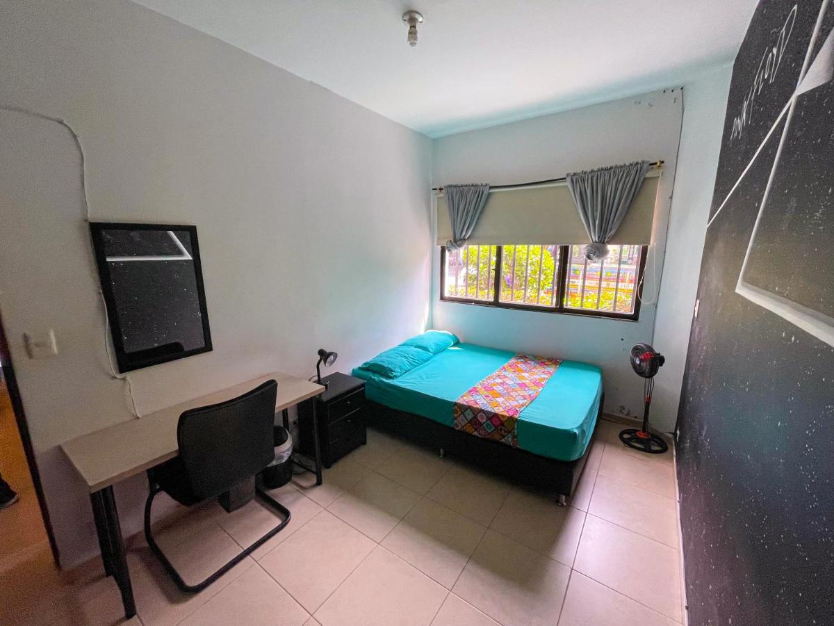 Pensión Casa Clandestina Medellín