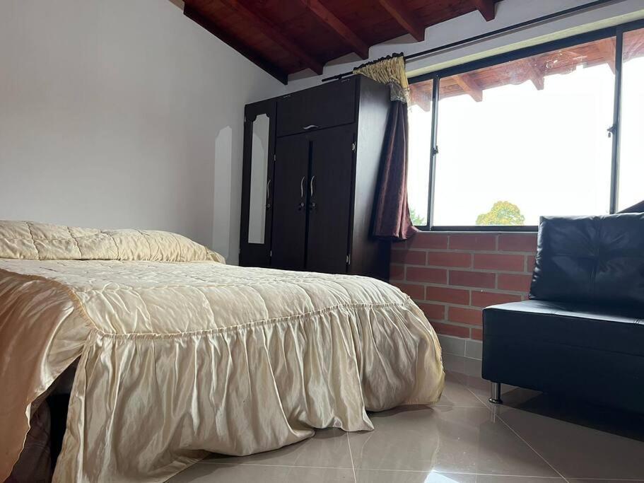 Apartamento Tranquilo En Santa Elena Apartamento Medellín