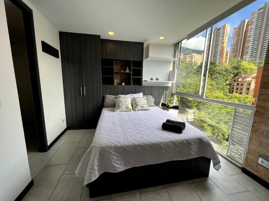 Apartamento Lovely Private Apt In El Poblado W/ Free Parking Medellín