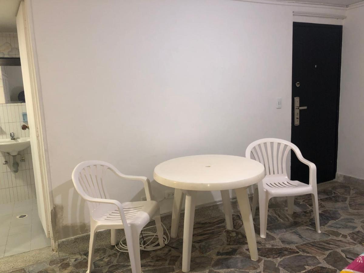 Apartamento Cómodo , Céntrico Y Bien Ubicado 201