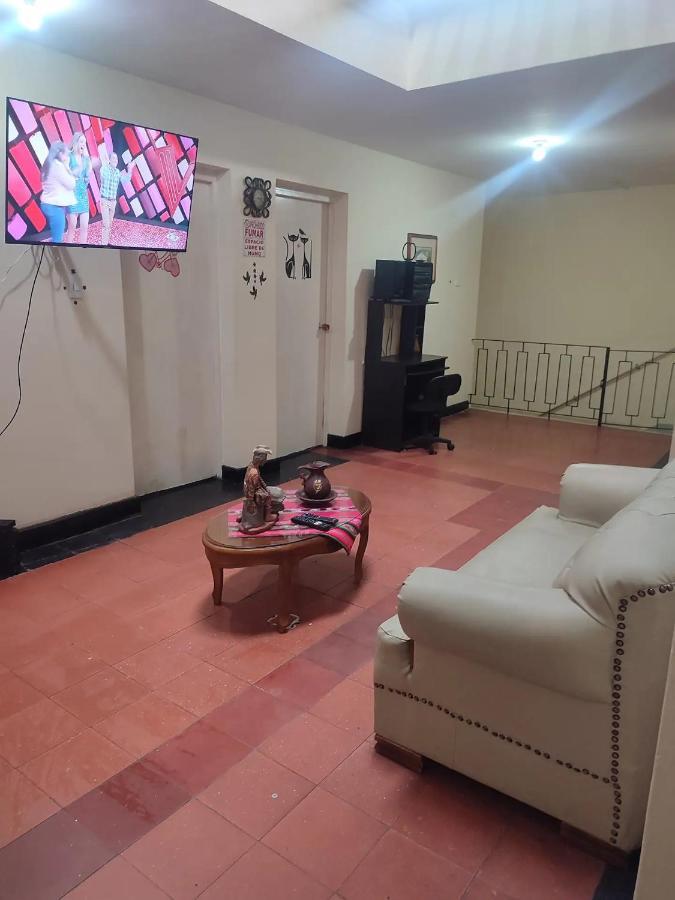 La Casa De La Floresta Dormitorios Homestay