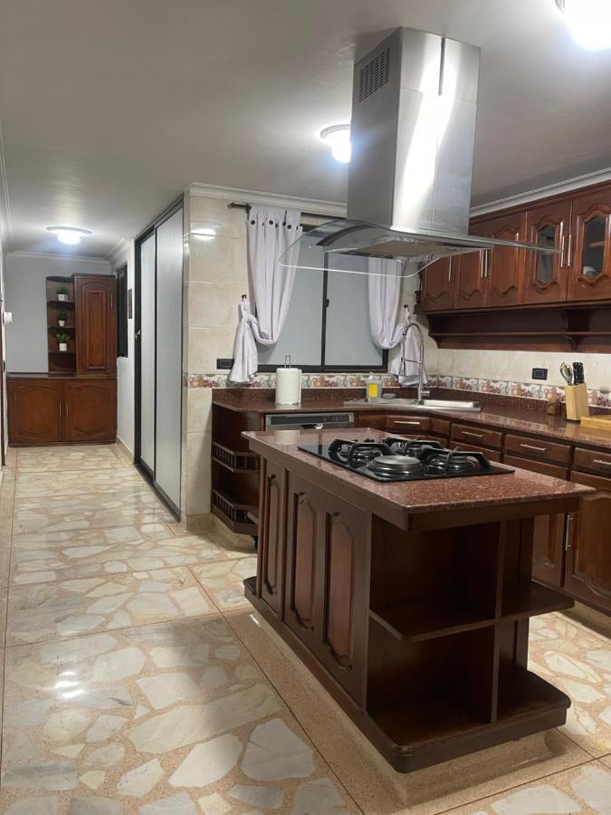 Nuevo Y Moderno Alojamiento Laureles, Habitación Privada