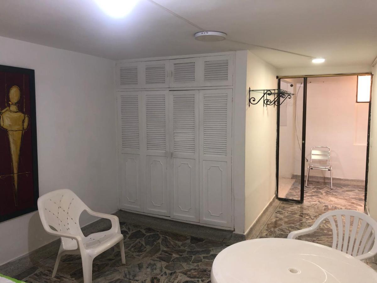 Apartamento Cómodo , Céntrico Y Bien Ubicado 201 Apartamento Medellín