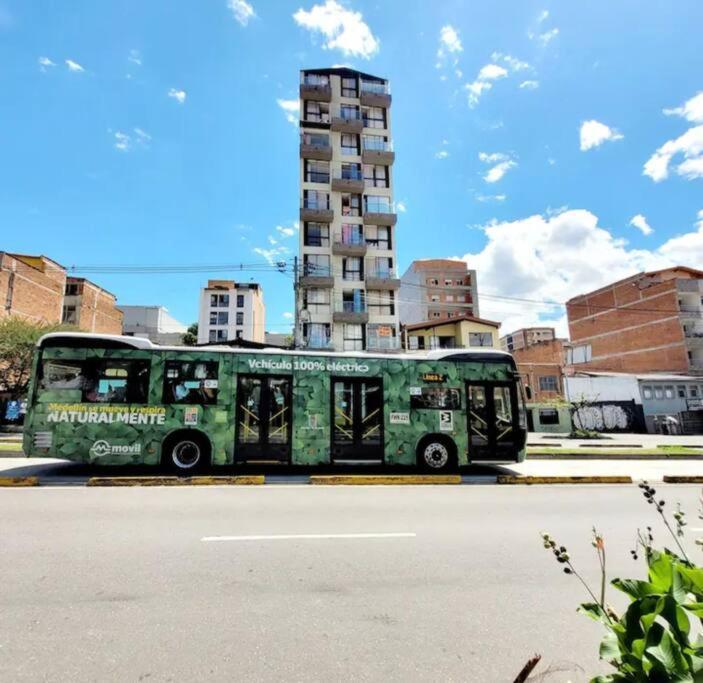 Amoblado, En Apartamento