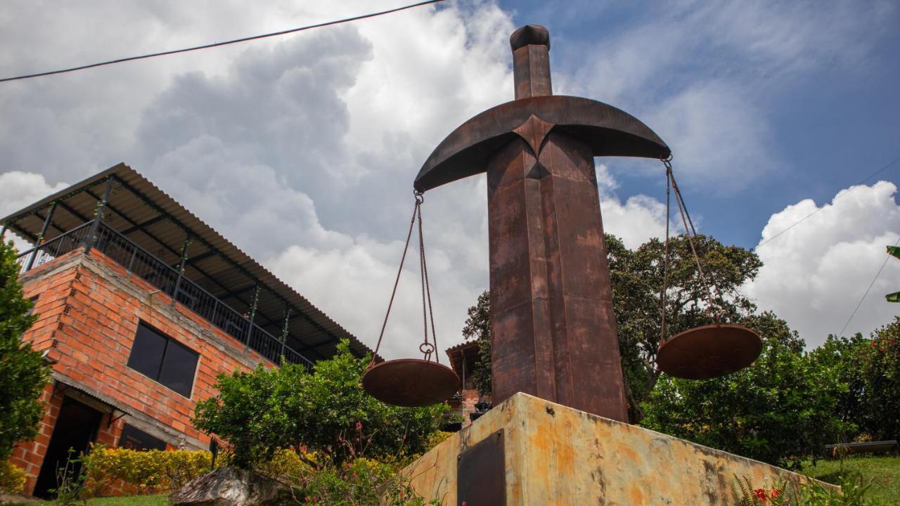 Casa De Arte Monte Sinai * Medellín