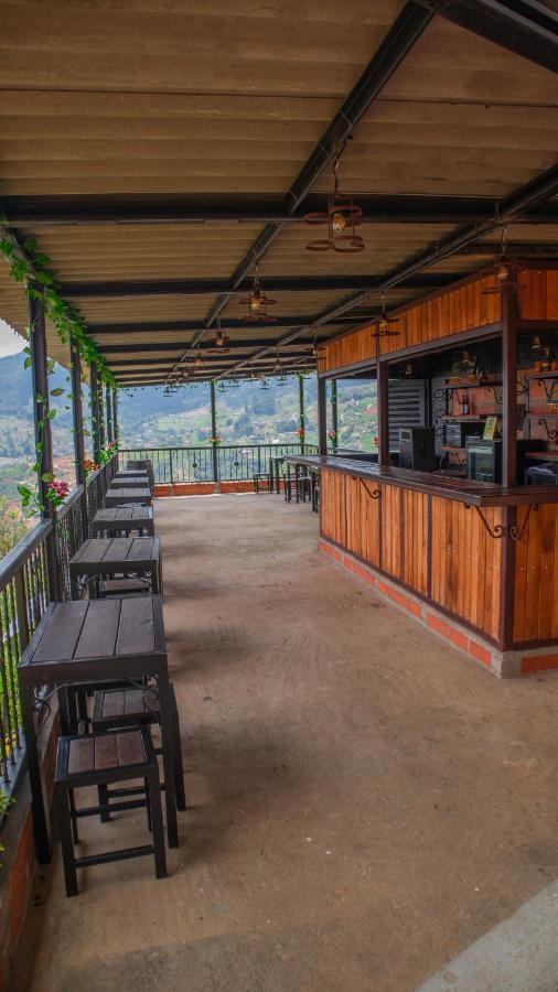 Casa De Arte Monte Sinai Casa rural Medellín