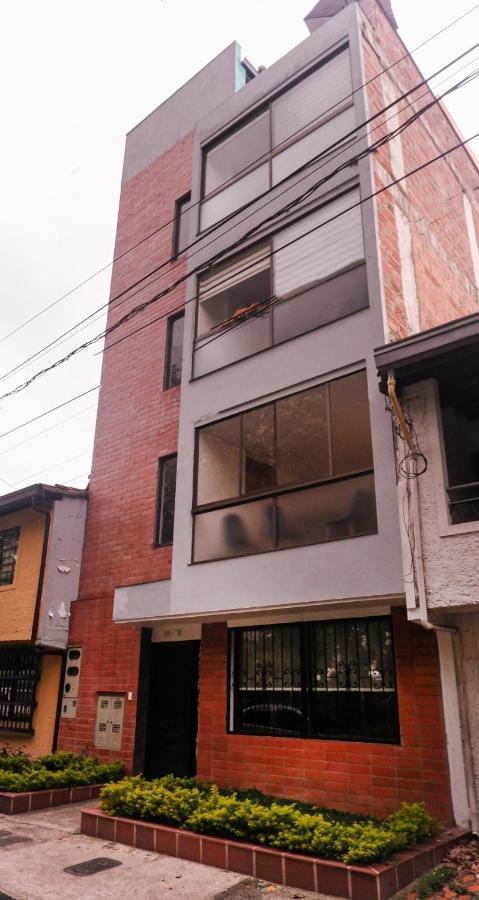 Apartamento Parque Provenza And Lleras Minutes Away