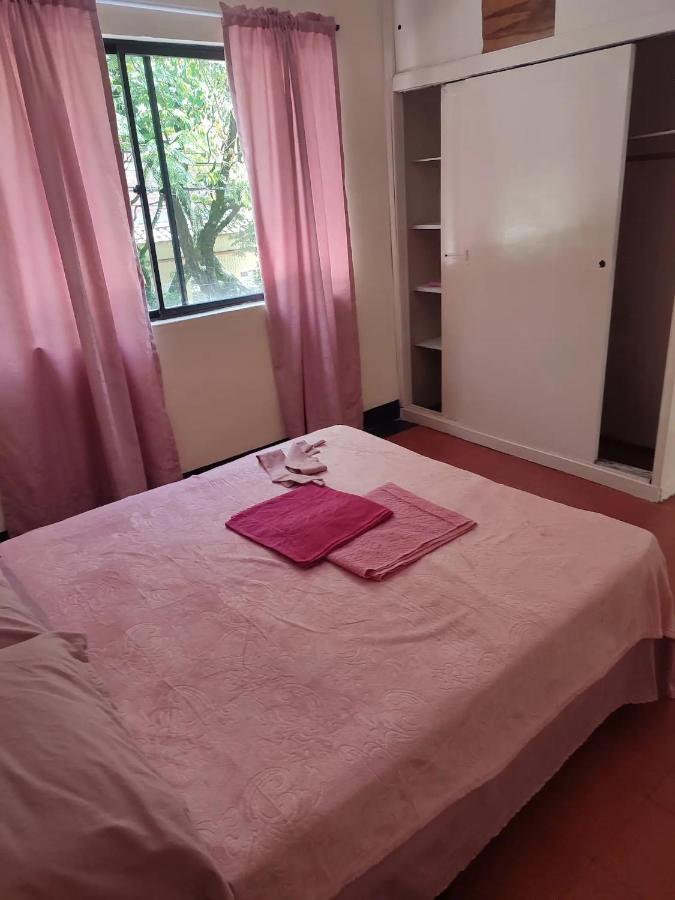 La Casa De La Floresta Dormitorios Habitación en casa particular *