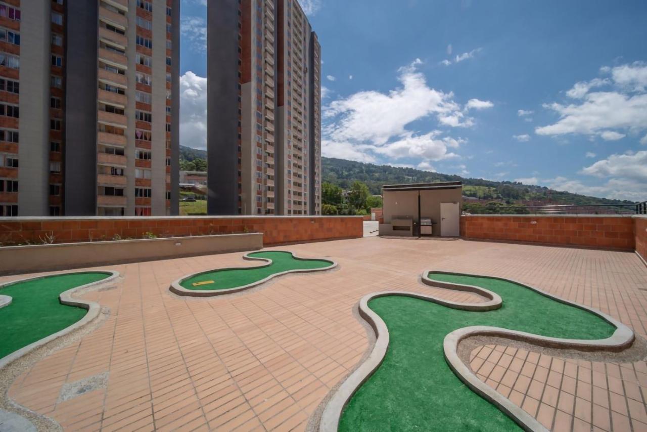 En Robledo-medellin Habitación en casa particular