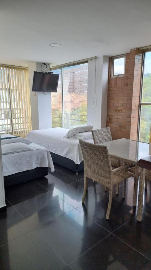 Apartahotel Montes Apartahotel *