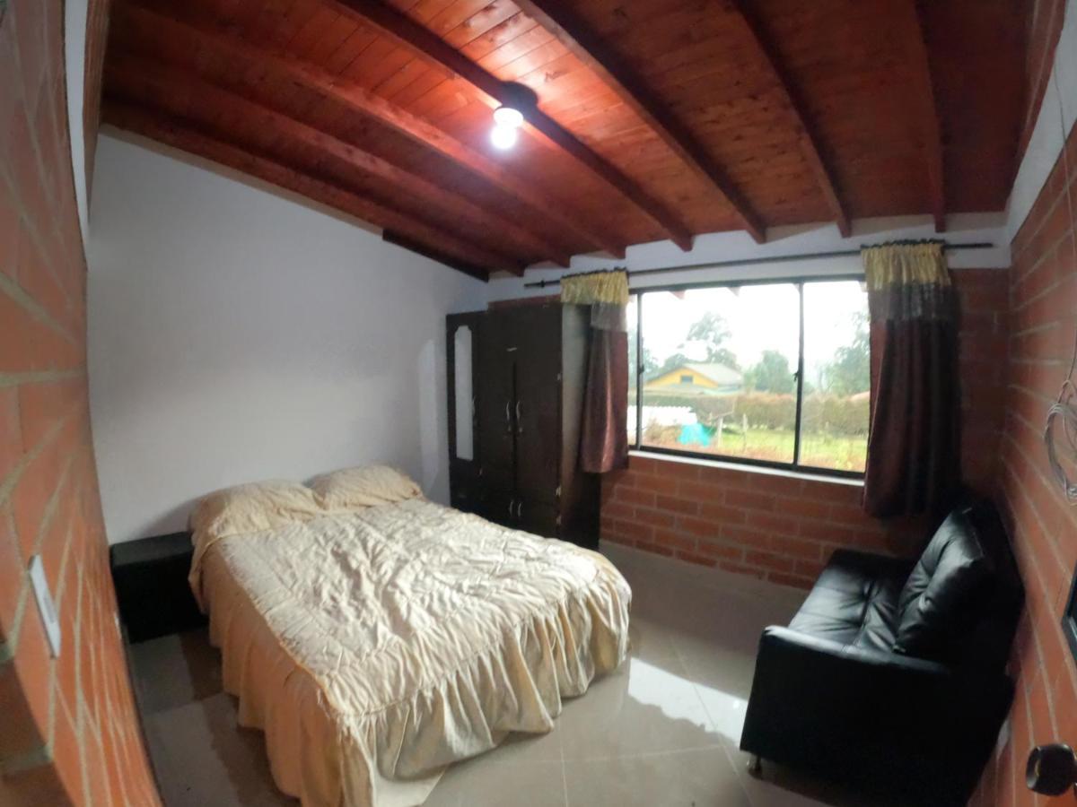 Apartamento Tranquilo En Santa Elena Medellín