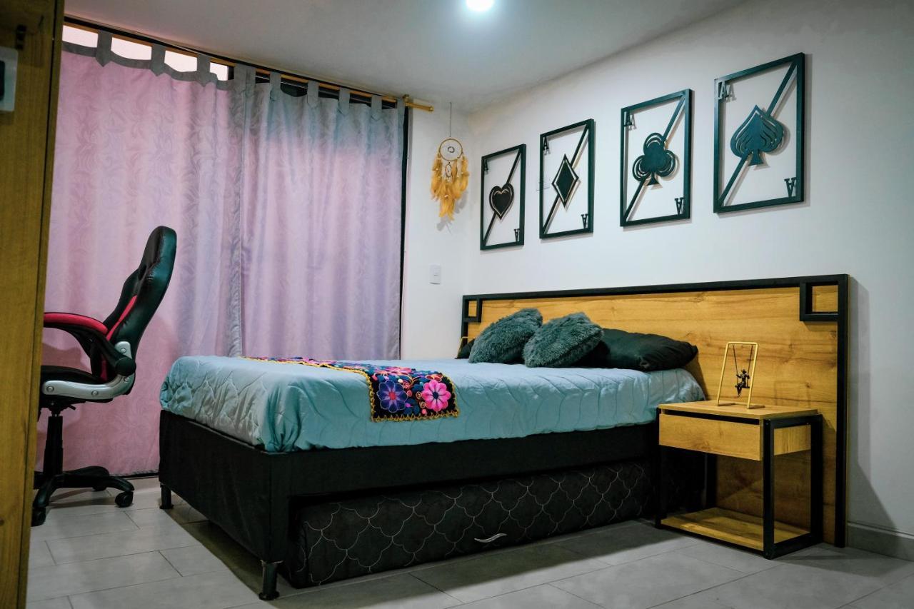 Acogedor Loft Frente Al Tranvia Apartamento *