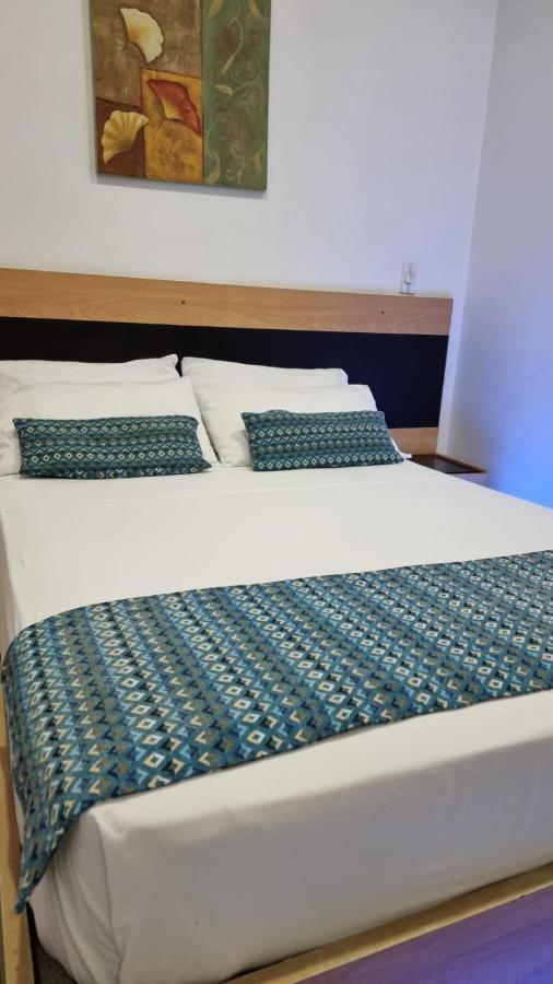 Apartahotel Montes Apartahotel
