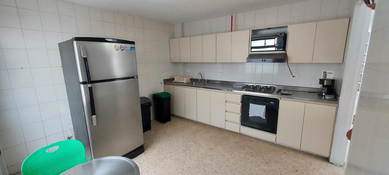 Apartamento Grupos /flias - Barrio Colores *