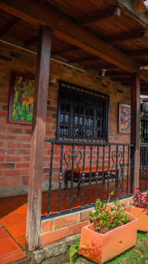 Casa De Arte Monte Sinai