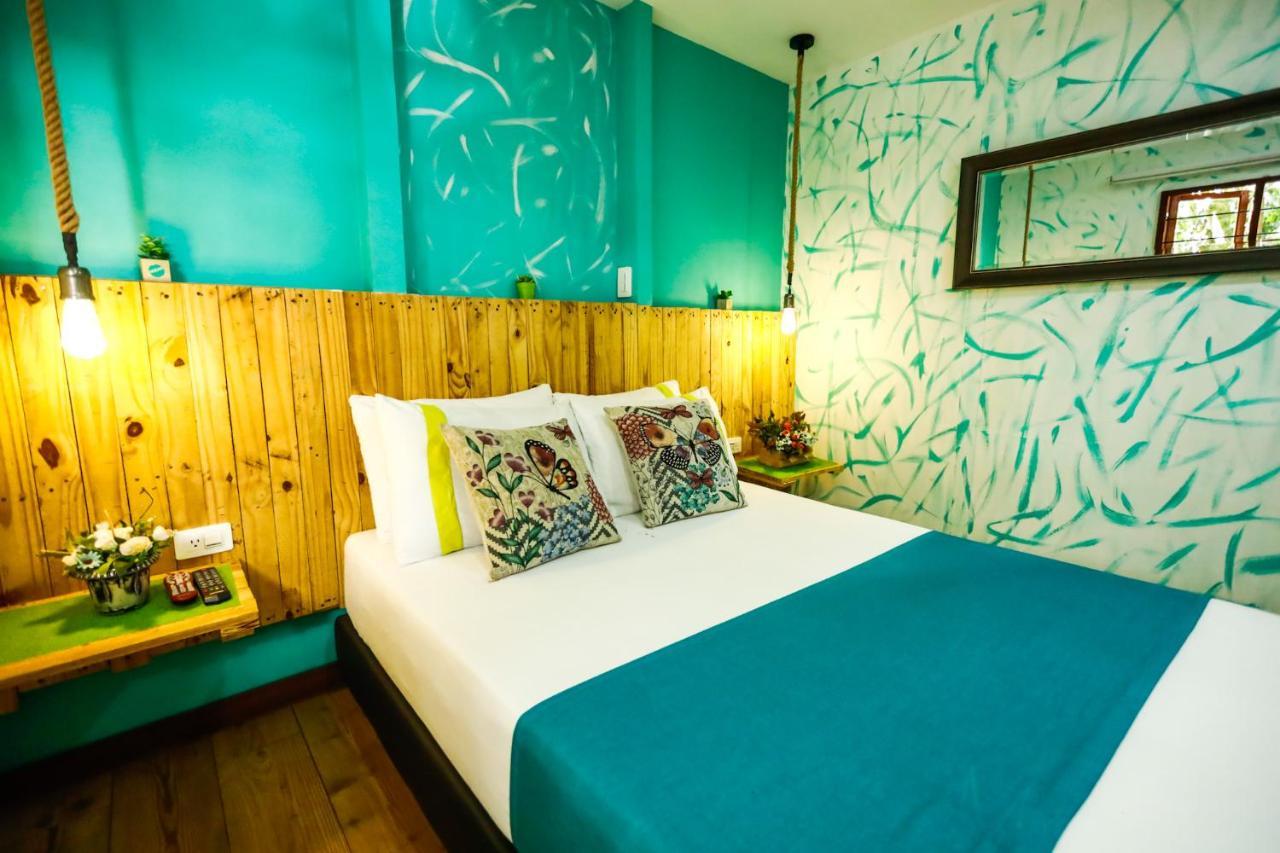 Hotel The Garden Lleras 10 3*
