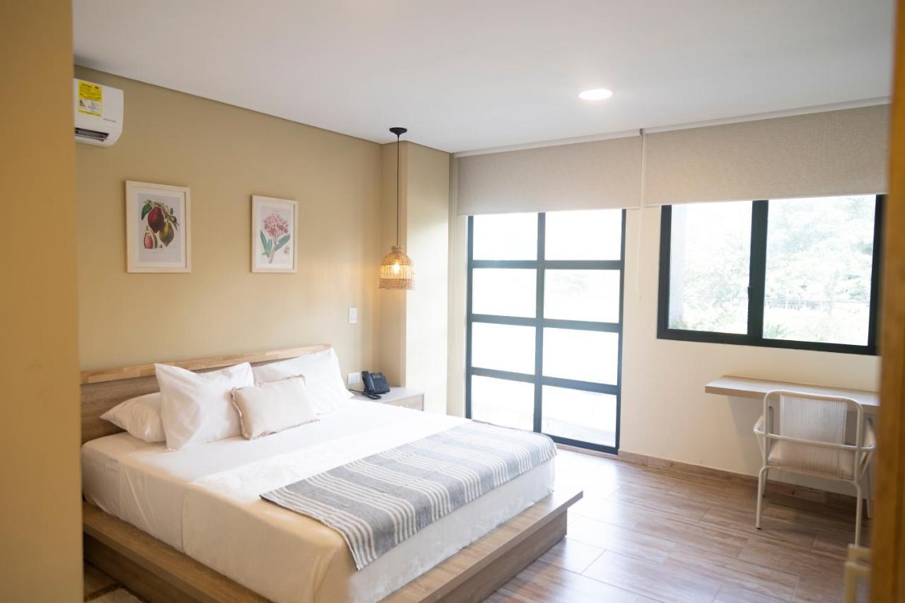 Mythical Boutique 4*